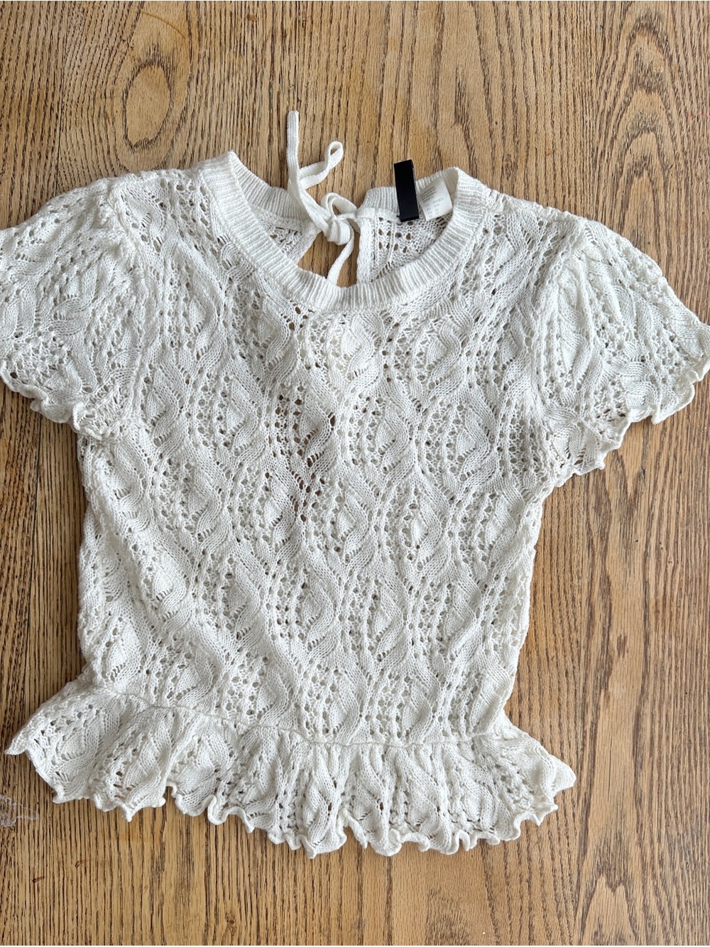 H&M Cream Open-Knit Ruffle Hem Short Sleeve Top
